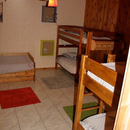 Bed and Breakfast Chez Louve Bleue Hotonnes Exterior foto